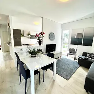 Your Familyapartment In Apartment